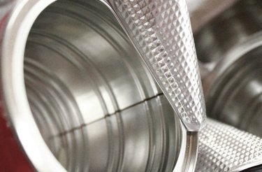 Gros plan sur une canette en aluminium