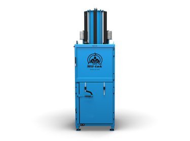 Presse à balles verticale Mil-tek 2305 pour carton et plastique, vue de face