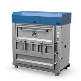 Presse à balles électrique Mil-tek E619 pour carton et plastique sur fond blanc