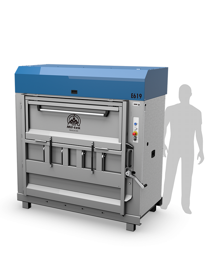 Presse à balles électrique E619 avec silhouette humaine à côté